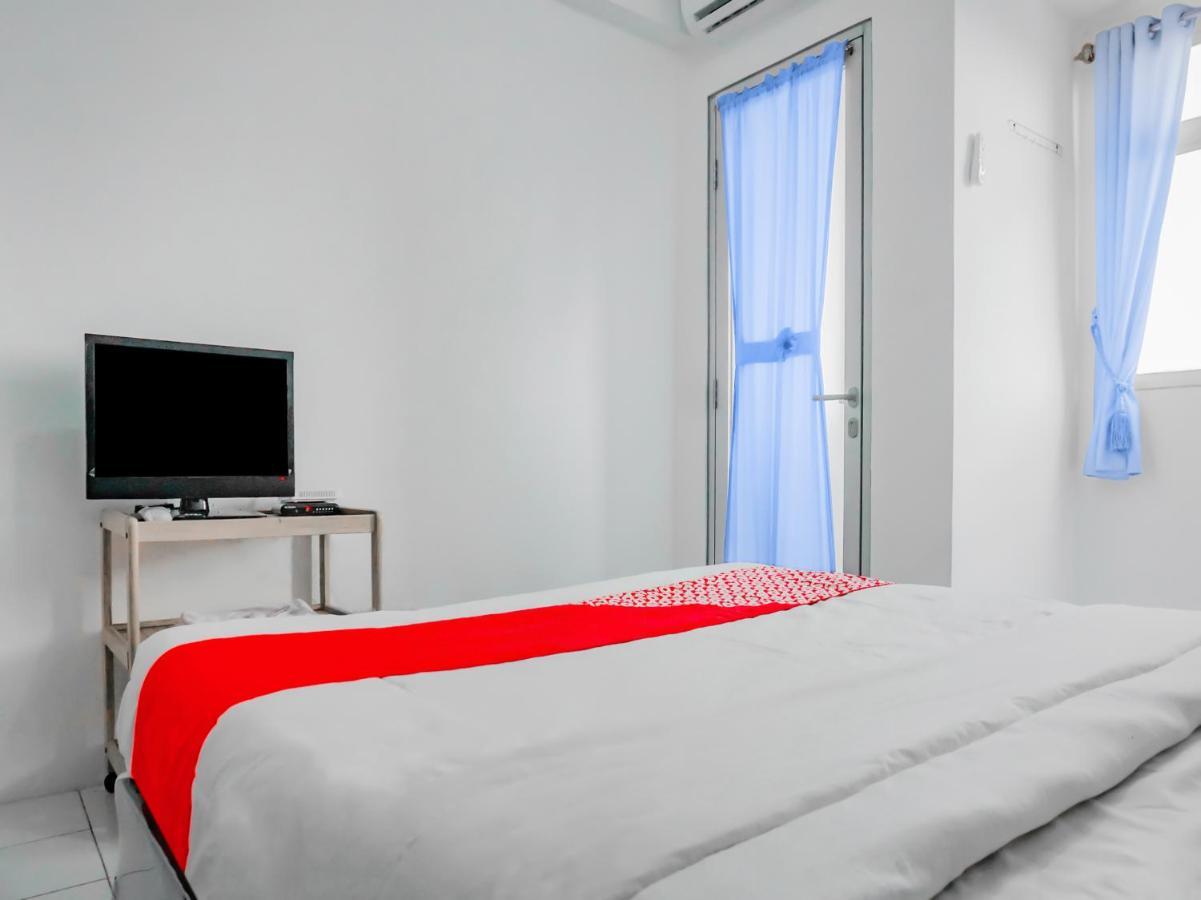 Oyo 90241 Sirooms Apartmen Gunung Putri Bogor Luaran gambar