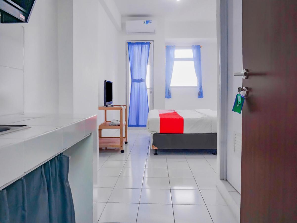 Oyo 90241 Sirooms Apartmen Gunung Putri Bogor Luaran gambar